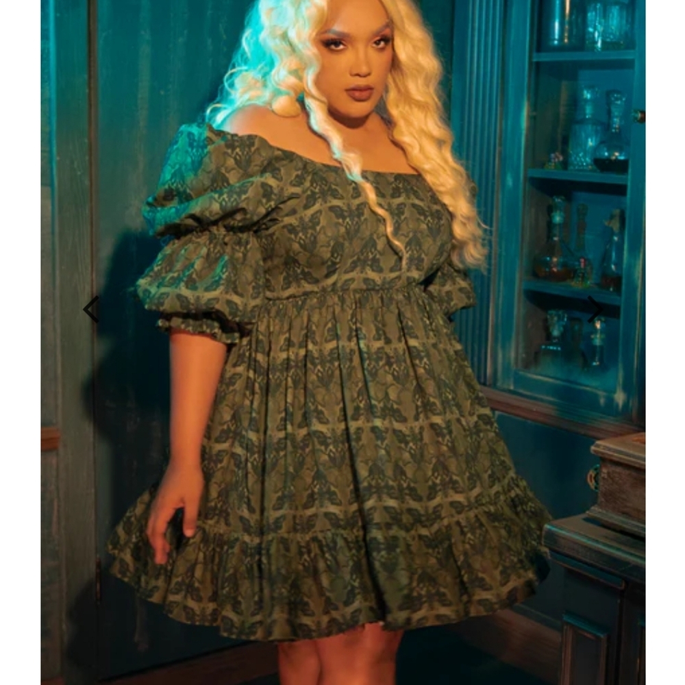 La Femme En Noir Crimson Peak Allerdale Moth Wallpaper Babydoll Dress